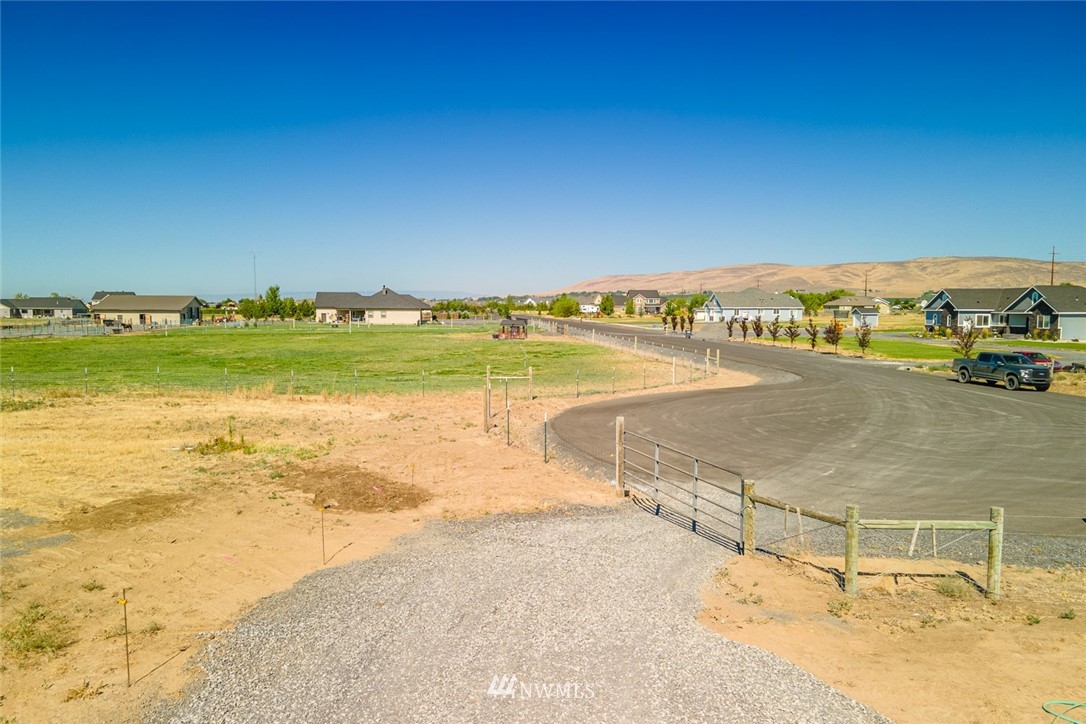 2377 12.8 Road Northwest Ephrata, WA 98823 - Photo 13 of 14 Gallery Image 13