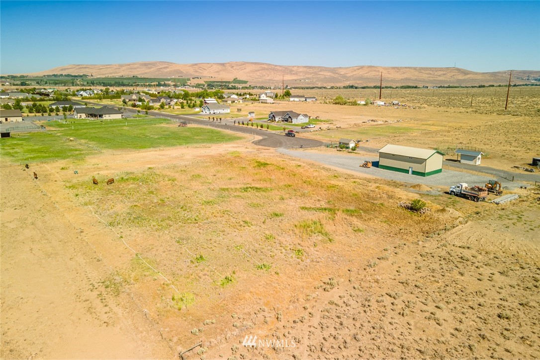 2377 12.8 Road Northwest Ephrata, WA 98823 - Photo 7 of 14 Gallery Image 7