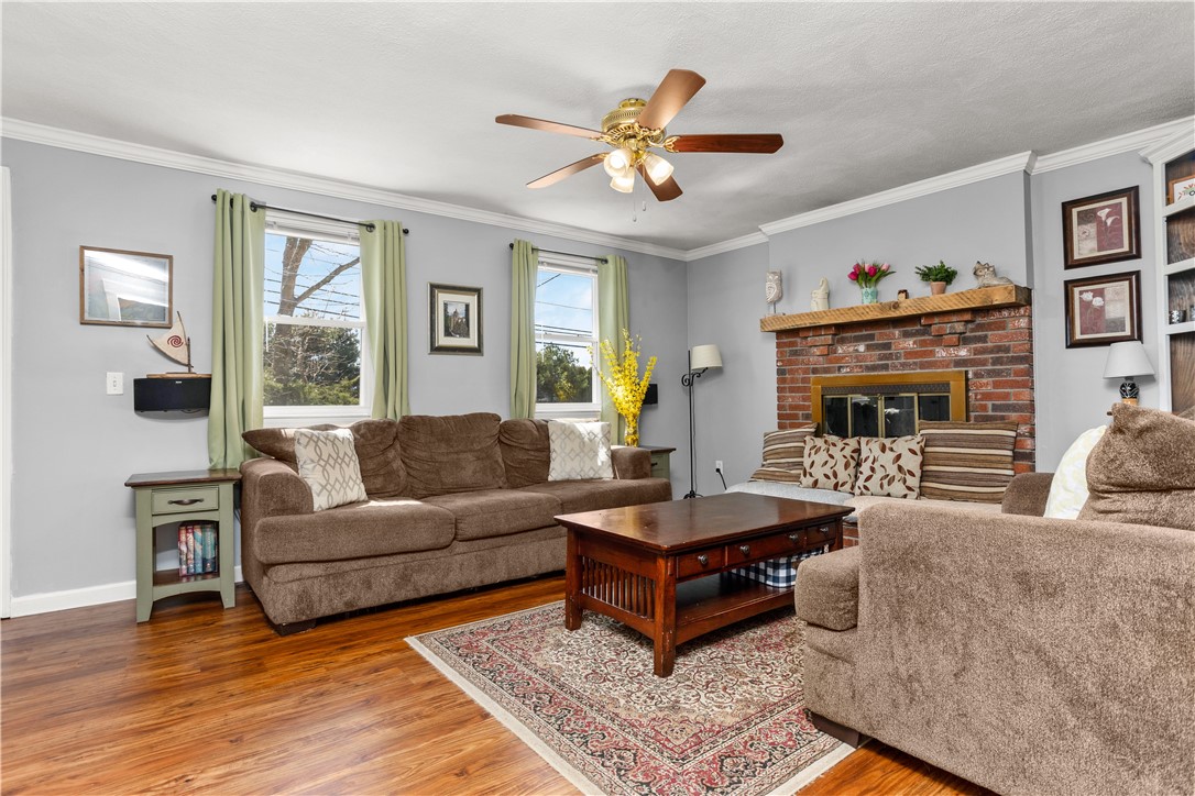 404 Newcomb Road North Kingstown, RI 02852 - Photo 11 of 44 Gallery Image 11