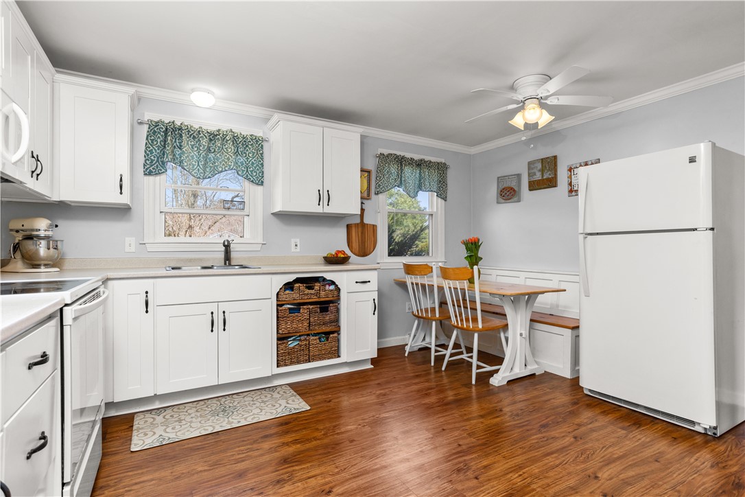 404 Newcomb Road North Kingstown, RI 02852 - Photo 6 of 44 Gallery Image 6