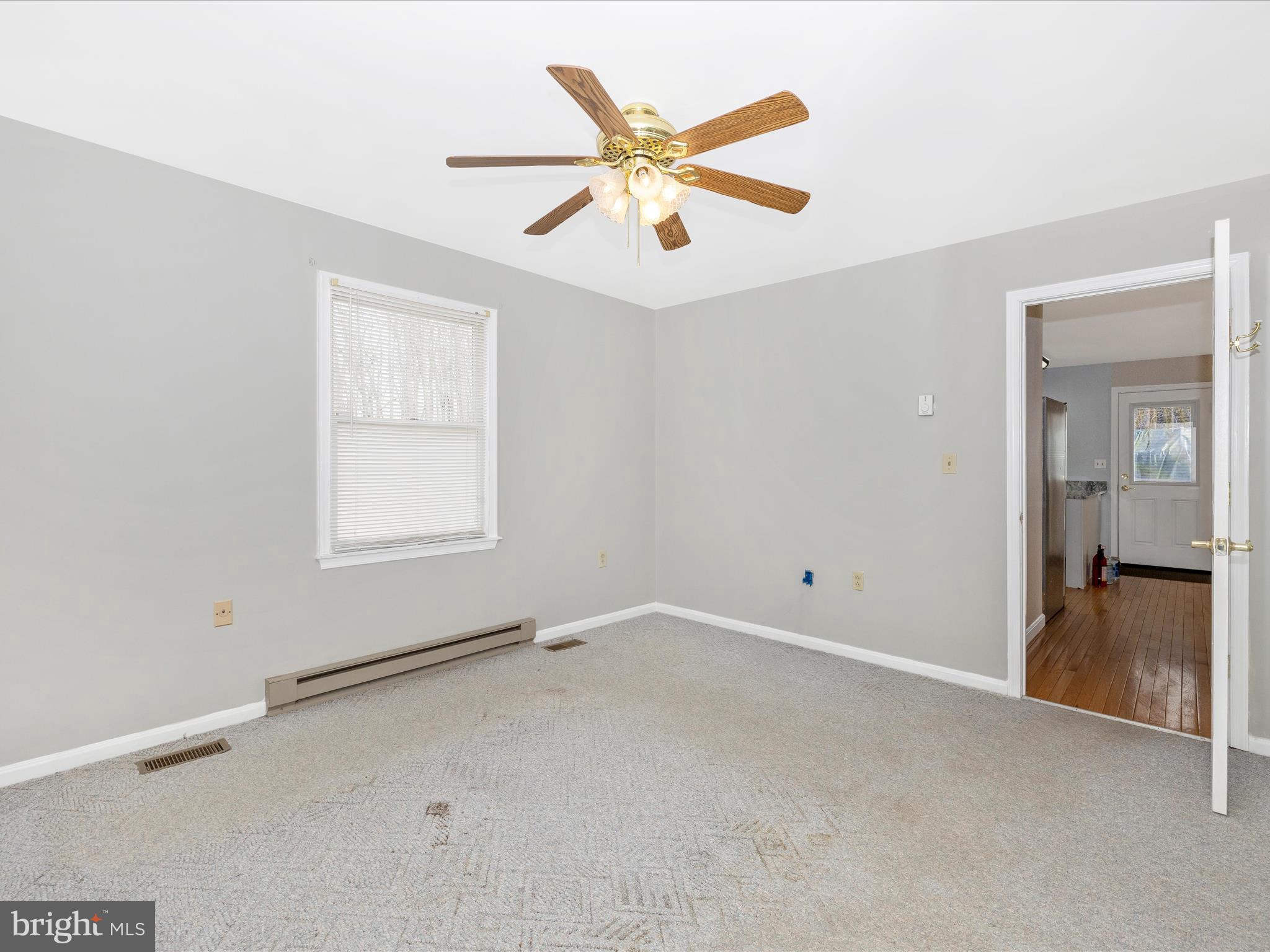 14108 Peddicord Road Mount Airy, MD 21771 - Photo 17 of 43 Primary Bedroom