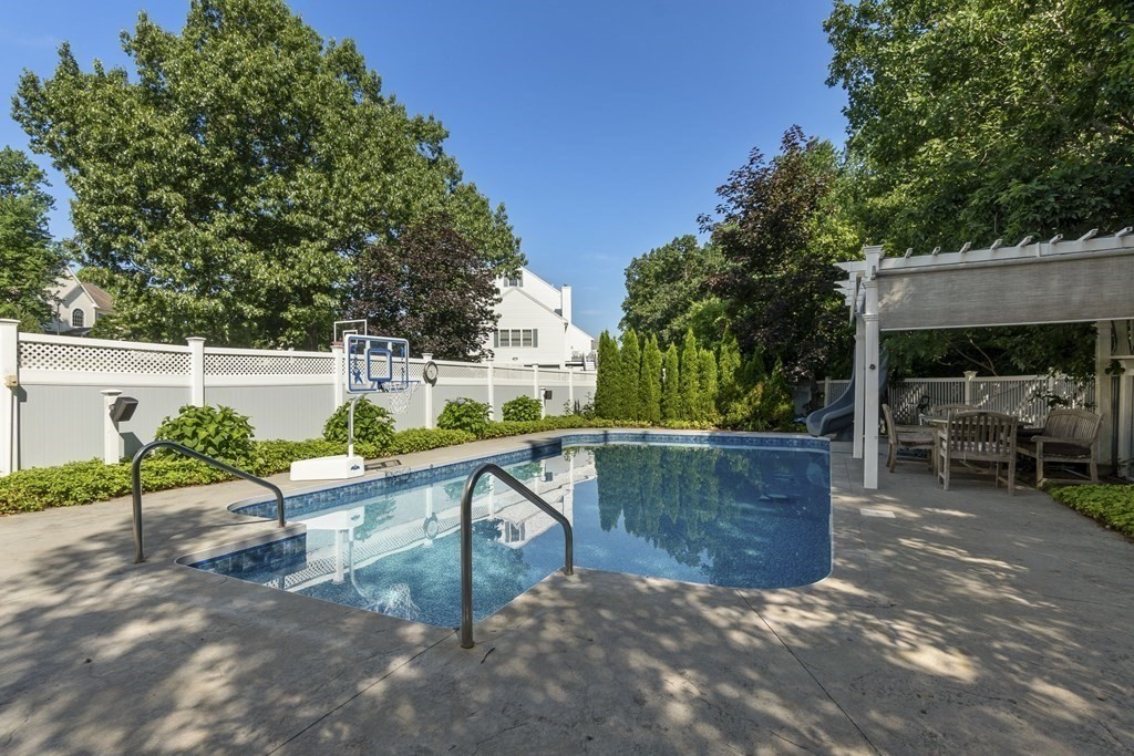 6 Chestnut Way Methuen, MA 01844 - Photo 35 of 42 Gallery Image 35