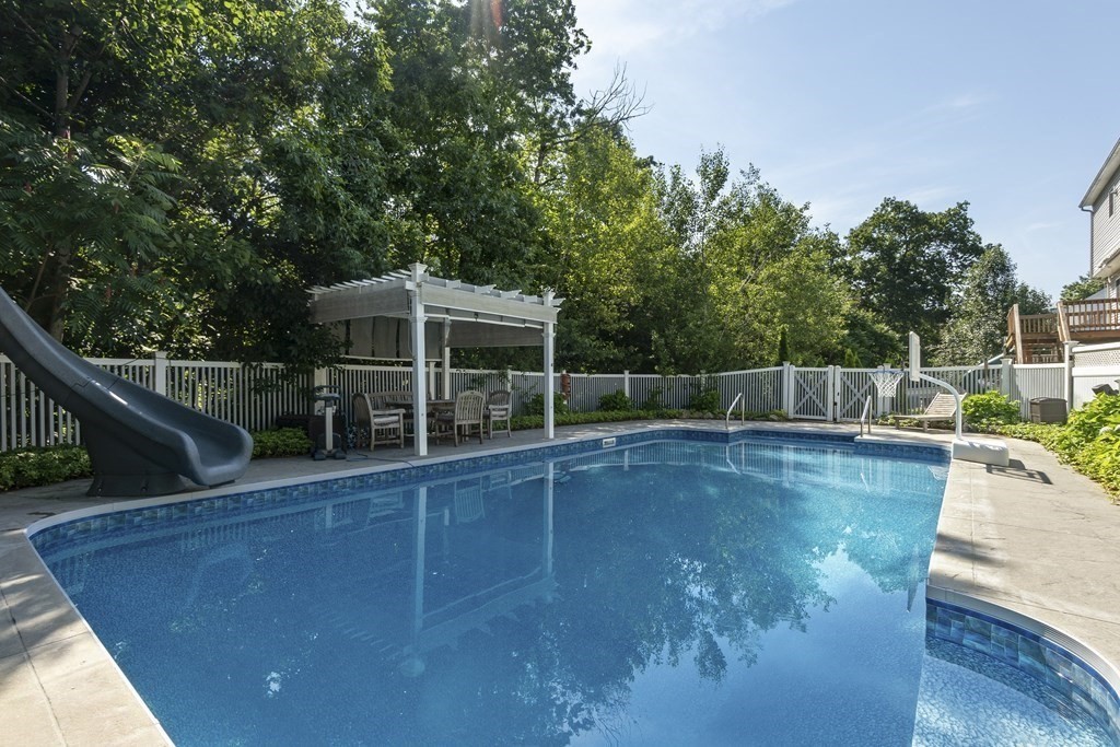 6 Chestnut Way Methuen, MA 01844 - Photo 36 of 42 Gallery Image 36