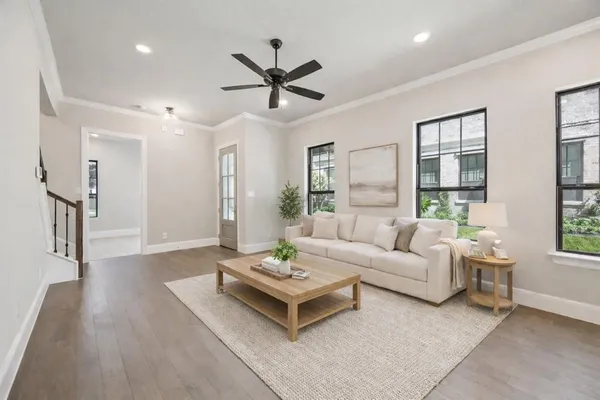 $629,000 | 305 Sunset Lane, Unit 104, Fort Worth, TX 76114