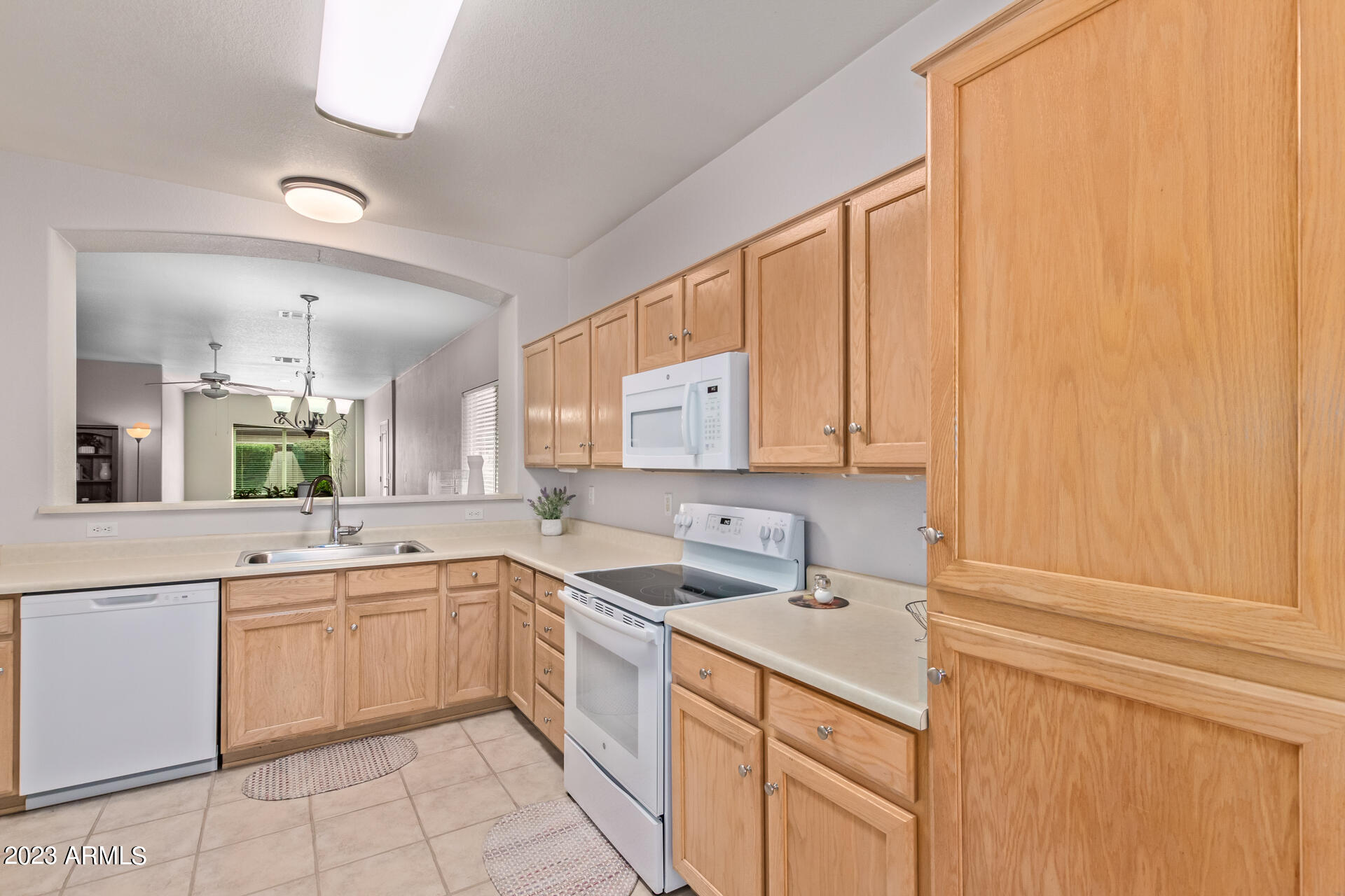 11065 West Marco Polo Road Sun City, AZ 85373 - Photo 21 of 56 White Appliances