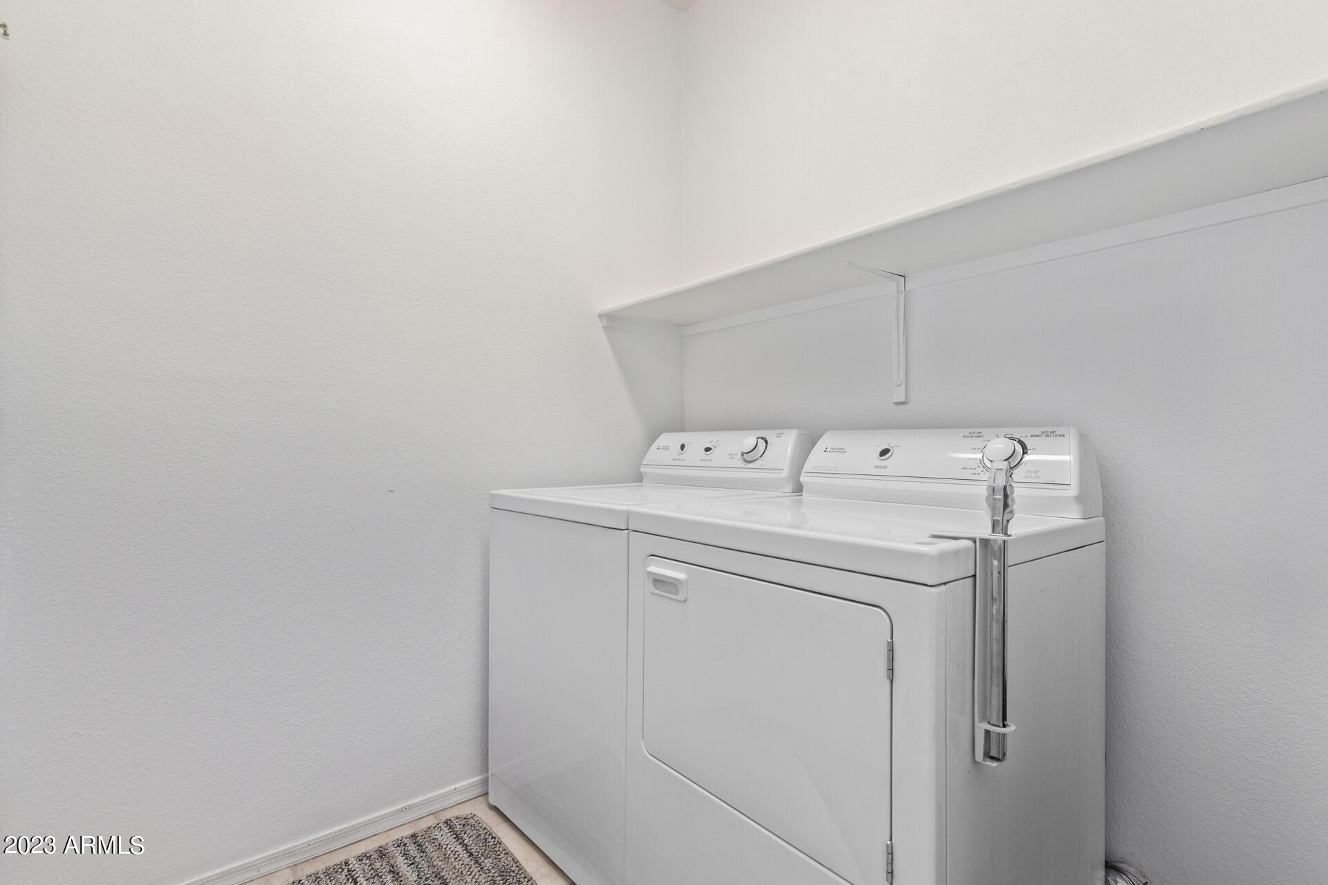 11065 West Marco Polo Road Sun City, AZ 85373 - Photo 33 of 56 Launrdy Room