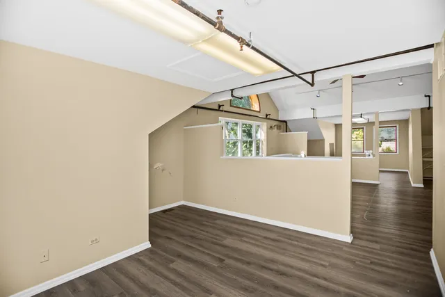 $395,000 | 1203 Lisle Place, Lisle, IL 60532