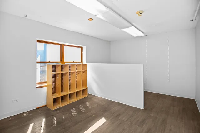 $395,000 | 1203 Lisle Place, Lisle, IL 60532