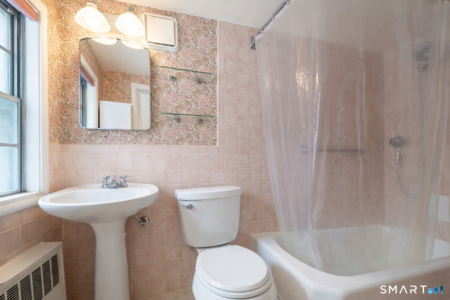 340 Sturges Ridge Road Wilton, CT 06897 - Photo 18 of 40 a bathroom with a sink toilet and shower