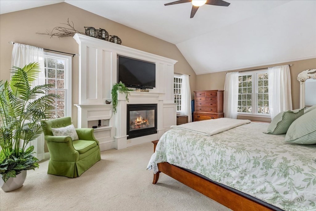 58 Misty Meadow Road Pembroke, MA 02359 - Photo 21 of 41