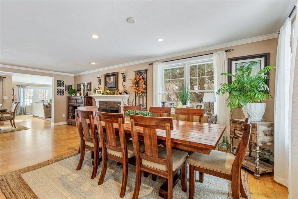 58 Misty Meadow Road Pembroke, MA 02359 - Photo 5 of 41