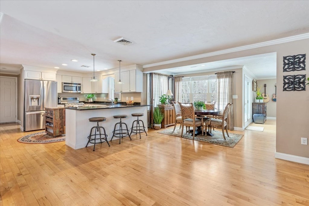 58 Misty Meadow Road Pembroke, MA 02359 - Photo 9 of 41