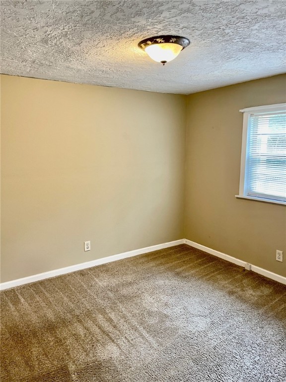86114 Harry Green Road Yulee, FL 32097 - Photo 8 of 24 an empty room with a window