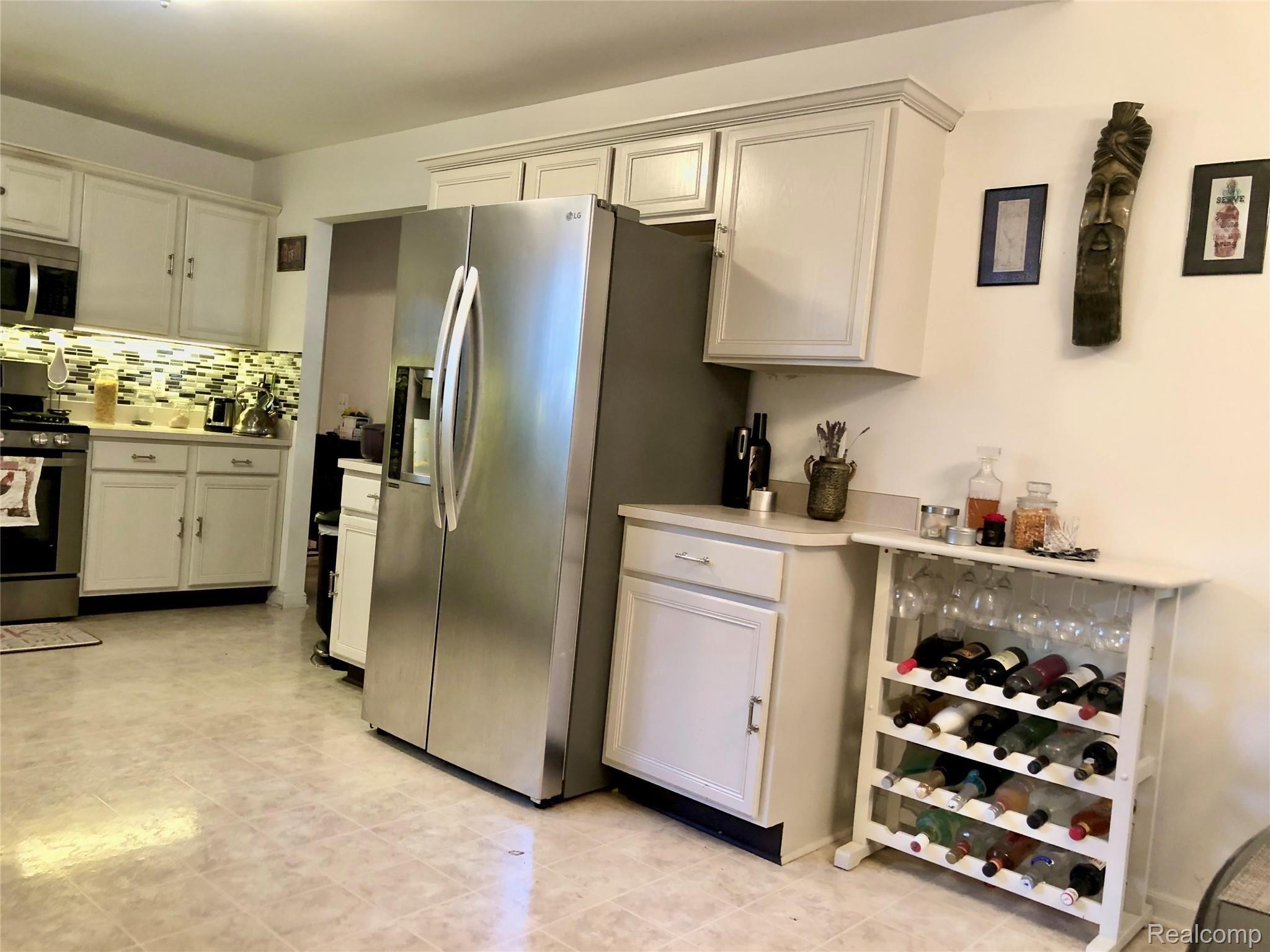 37349 Ryan Road Sterling Heights, MI 48310 - Photo 22 of 41 IMG_2675.JPEG