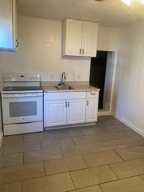 494 Bacom Point Road Pahokee, FL 33476 - Photo 5 of 7 IMG_2367