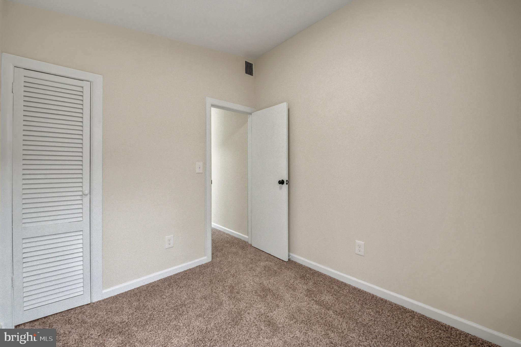 207 Jackson Street Trenton, NJ 08611 - Photo 17 of 37 a view of an empty room