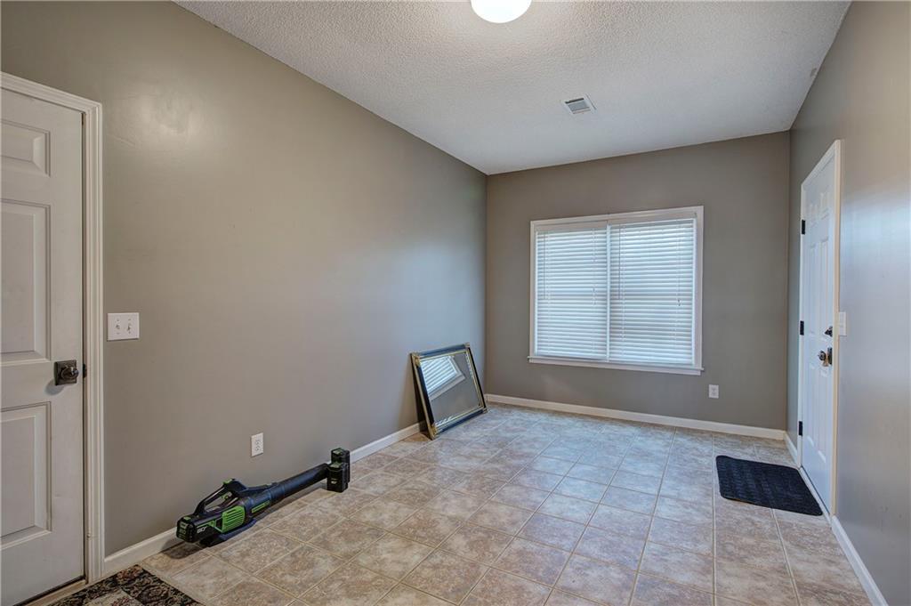 47 Cliffhanger Pointe Southwest Euharlee, GA 30120 - Photo 20 of 65