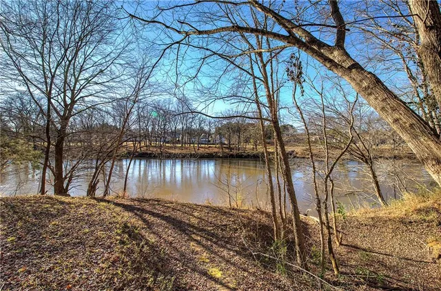 $475,000 | 47 Cliffhanger Pointe Southwest, Euharlee, GA 30120