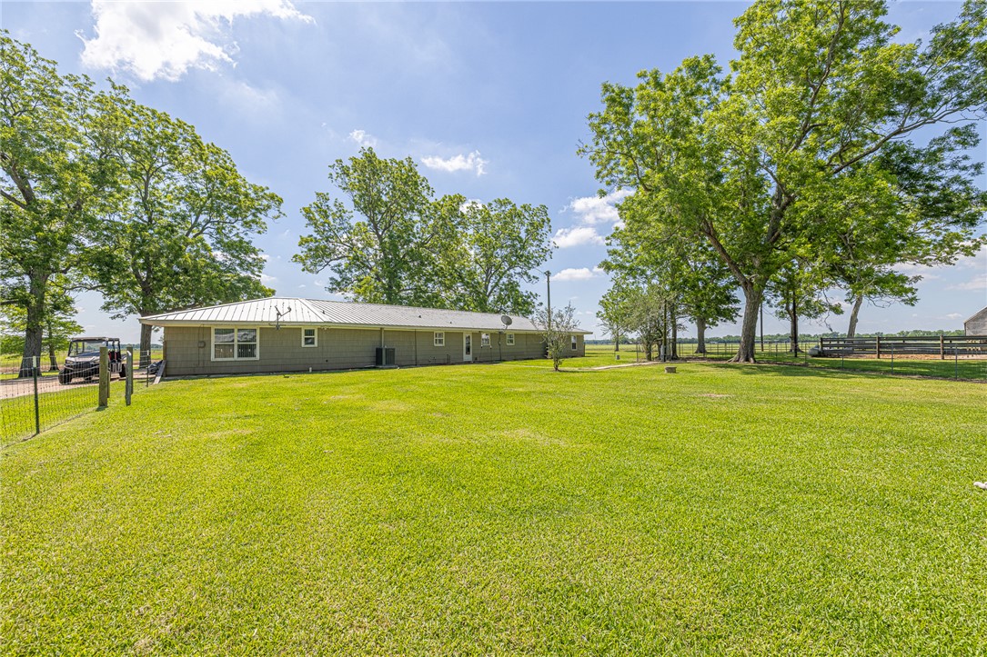 7654 County Road 121 Wharton, TX 77488 - Photo 36 of 47