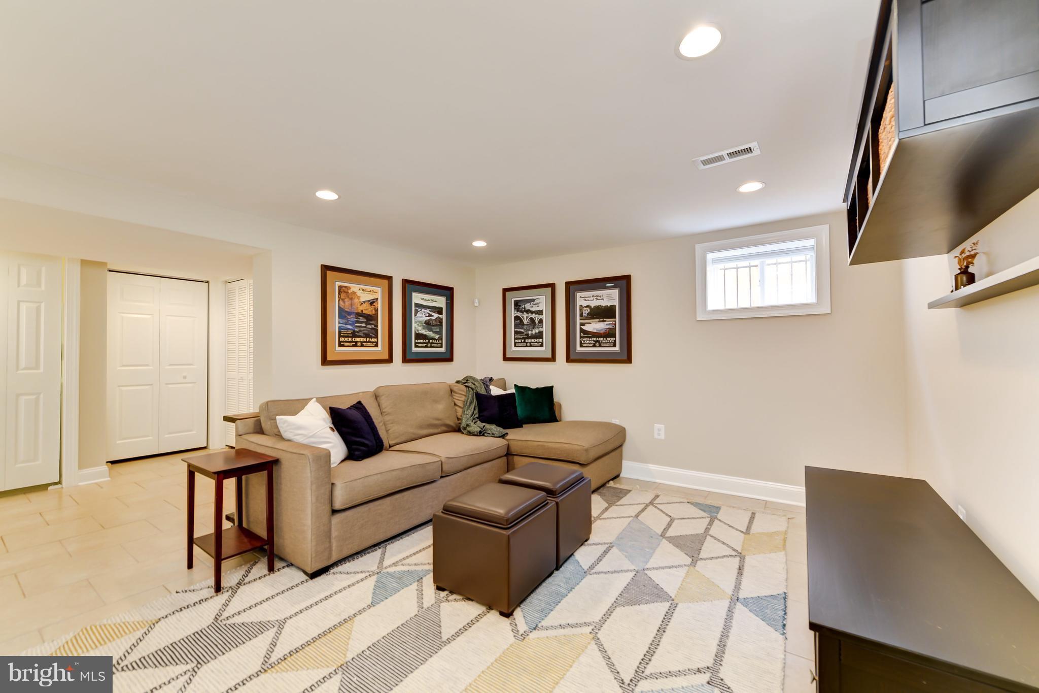 1416 Aspen Street Northwest Washington, DC 20012 - Photo 23 of 30 Family Room