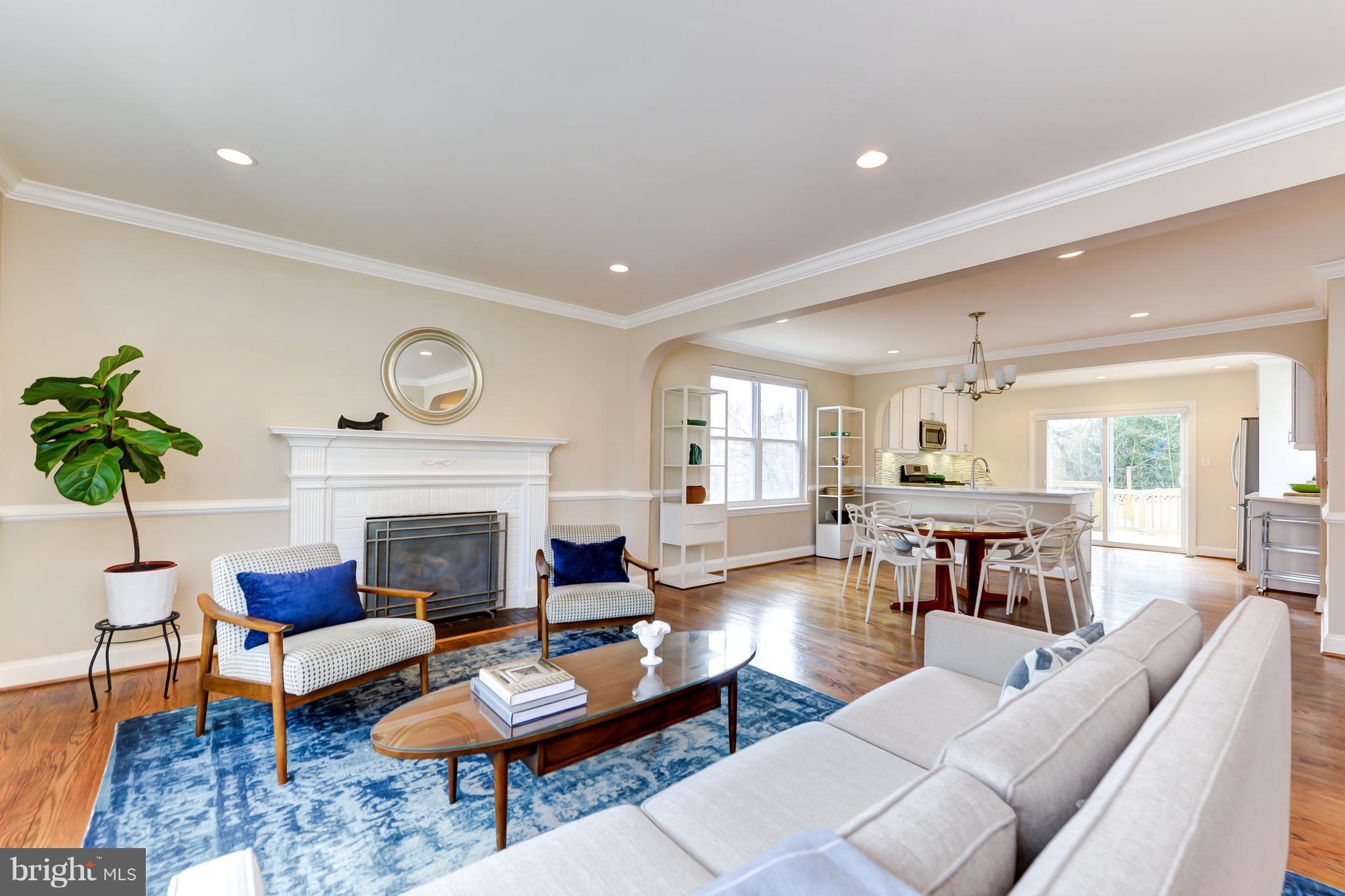 1416 Aspen Street Northwest Washington, DC 20012 - Photo 4 of 30 Living Room
