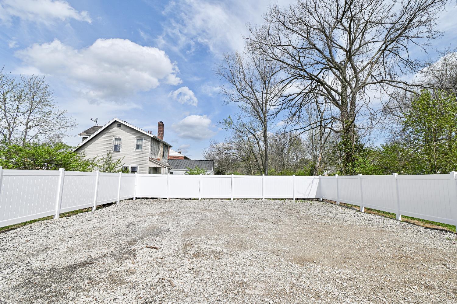 2364 Langdon Farm Road Cincinnati, OH 45237 - Photo 27 of 31