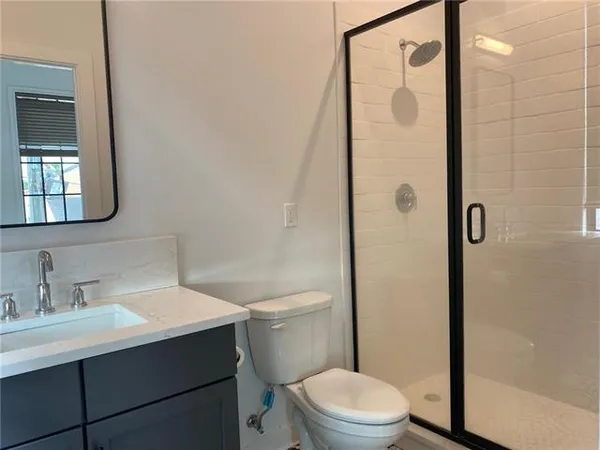 $2,200 | 3969 Tchoupitoulas Street, Unit D, New Orleans, LA 70115