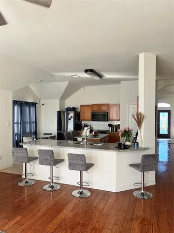 $2,600 | 1158 Beechwood Lane, Cedar Hill, TX 75104