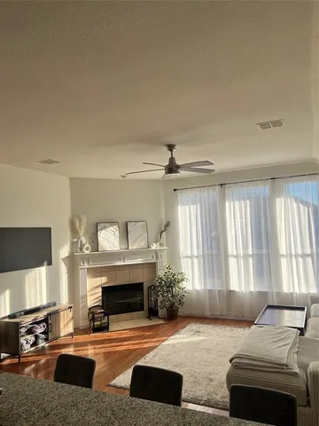 $2,600 | 1158 Beechwood Lane, Cedar Hill, TX 75104