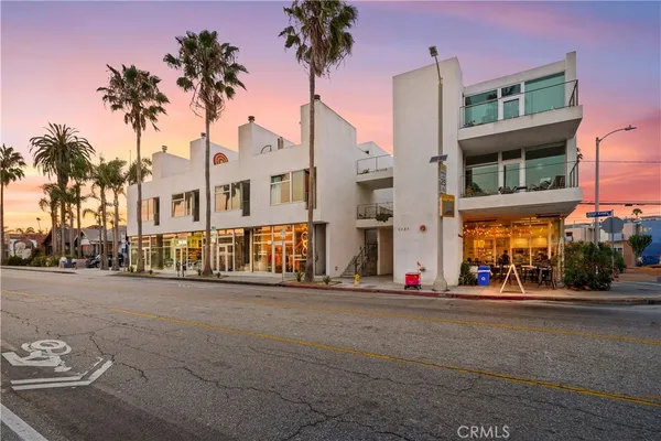 $2,199,000 | 1121 Abbot Kinney Boulevard, Unit 3, Venice, CA 90291