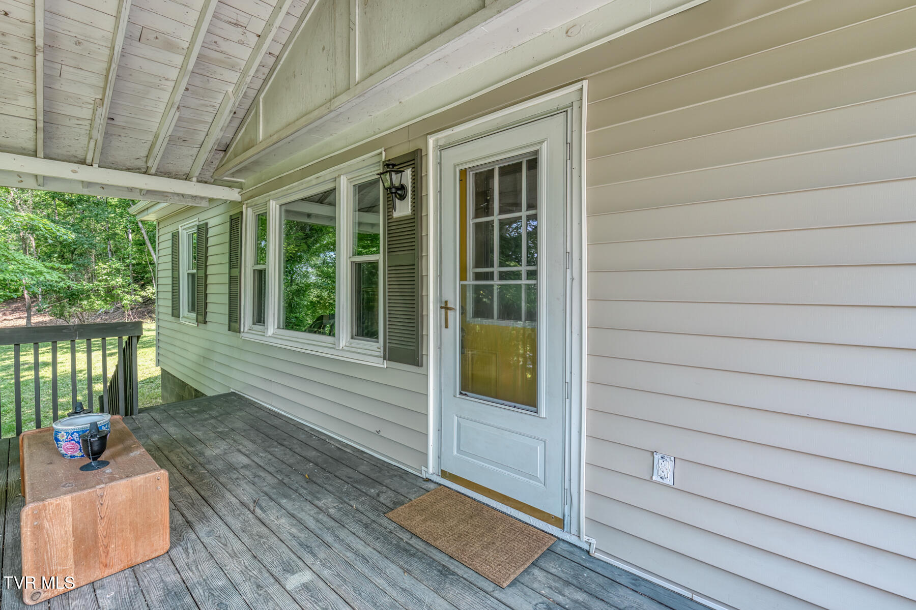 240 Watson Road Bristol, TN 37620 - Photo 8 of 41 240 Watson Rd-8