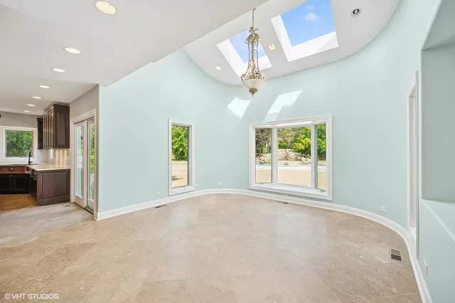 $10,500 | 2305 Tennyson Lane, Highland Park, IL 60035