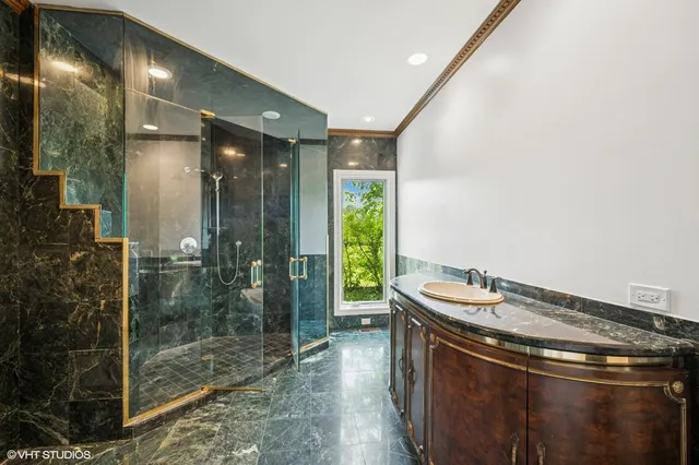 $10,500 | 2305 Tennyson Lane, Highland Park, IL 60035