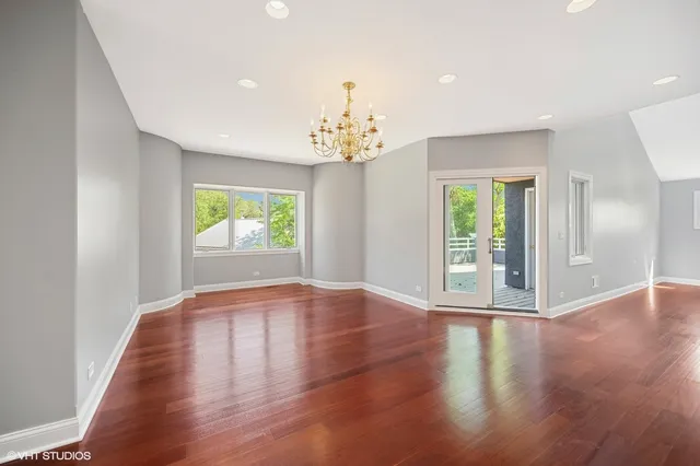 $10,500 | 2305 Tennyson Lane, Highland Park, IL 60035