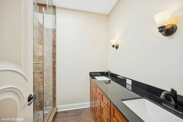 $10,500 | 2305 Tennyson Lane, Highland Park, IL 60035