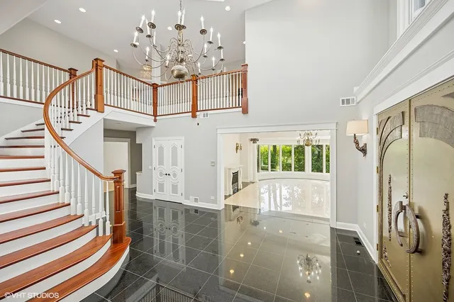 $10,500 | 2305 Tennyson Lane, Highland Park, IL 60035