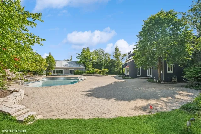 $10,500 | 2305 Tennyson Lane, Highland Park, IL 60035