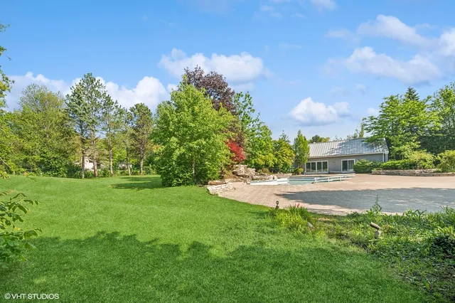 $10,500 | 2305 Tennyson Lane, Highland Park, IL 60035