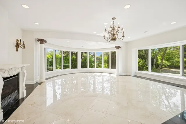 $10,500 | 2305 Tennyson Lane, Highland Park, IL 60035