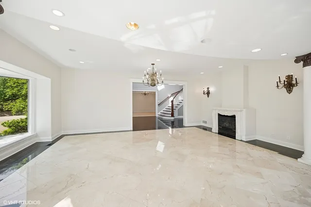 $10,500 | 2305 Tennyson Lane, Highland Park, IL 60035