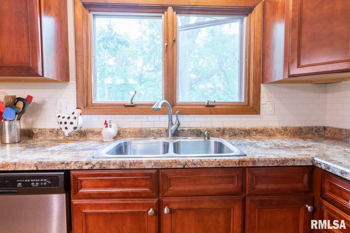8660 North Picture Ridge Road Peoria, IL 61615 - Photo 20 of 49 Gallery Image 20