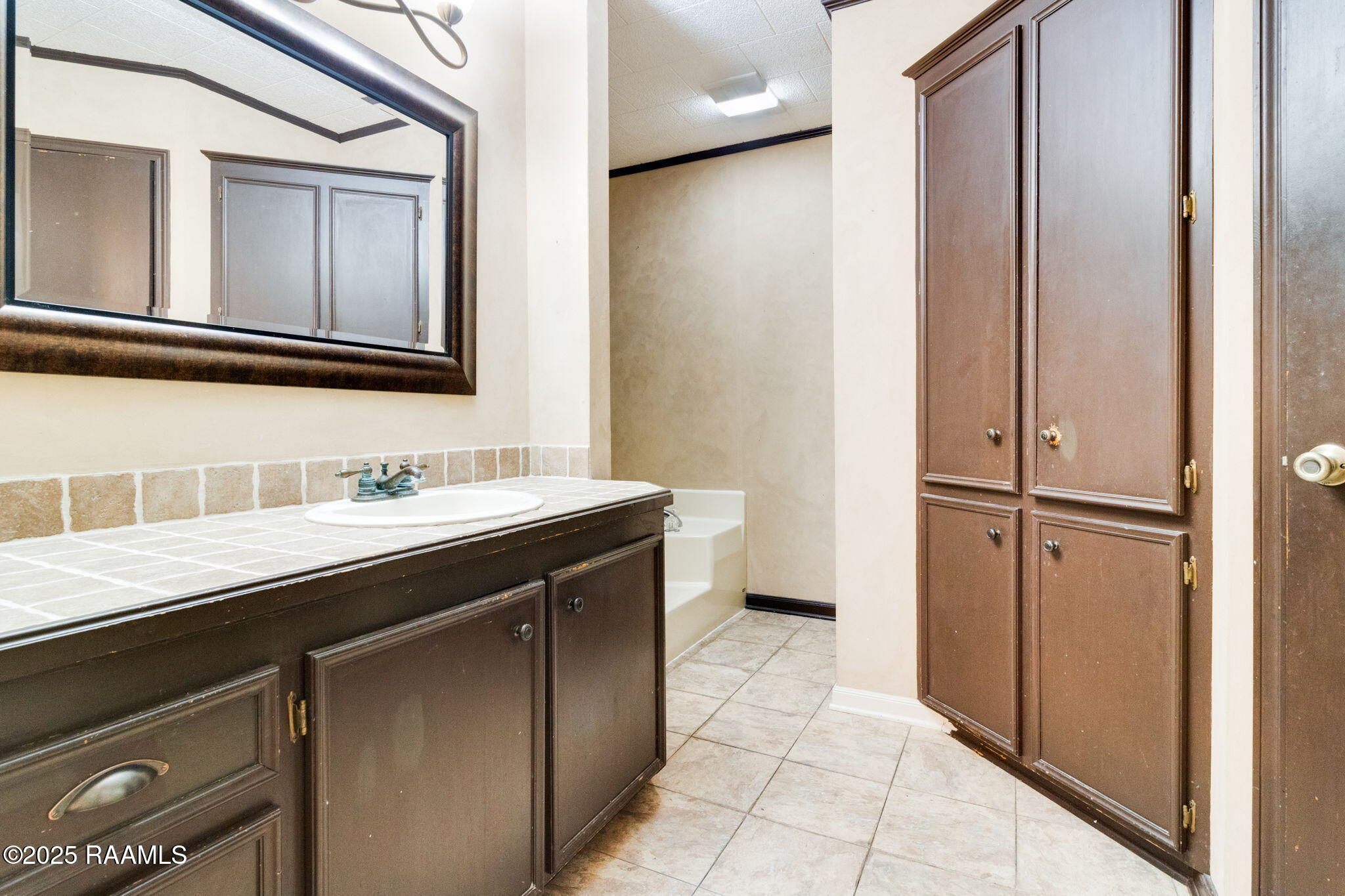 172 Civil Rayne, LA 70578 - Photo 12 of 17 12-web-or-mls-172 Par Rd 1-81-11