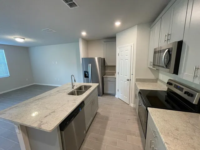 $1,900 | 418 Legacy Loop, Davenport, FL 33896