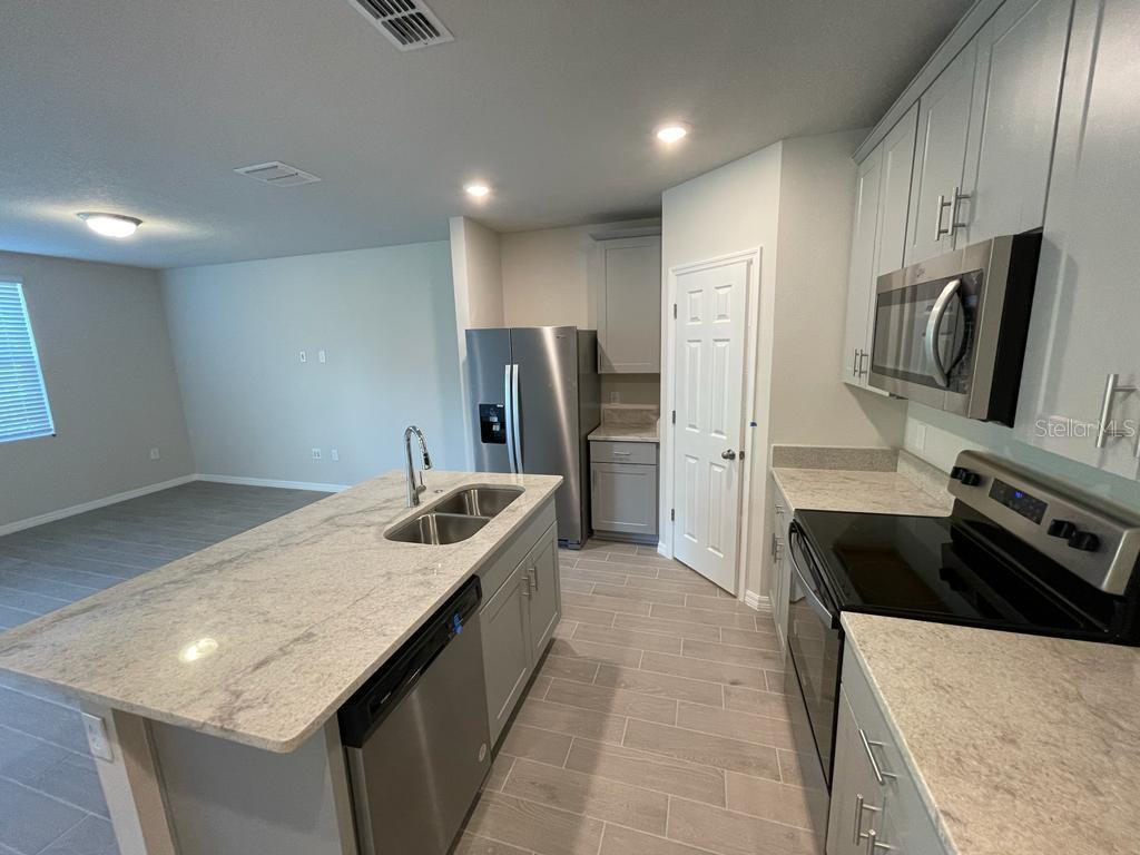 418 Legacy Loop Davenport, FL 33896 - Photo 14 of 55