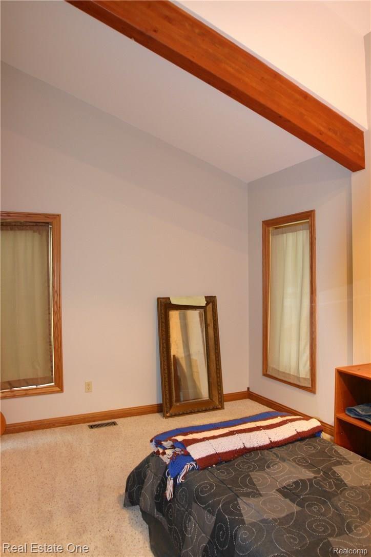 6896 Hatchery Road Waterford, MI 48327 - Photo 32 of 38 IMG_3917.JPG