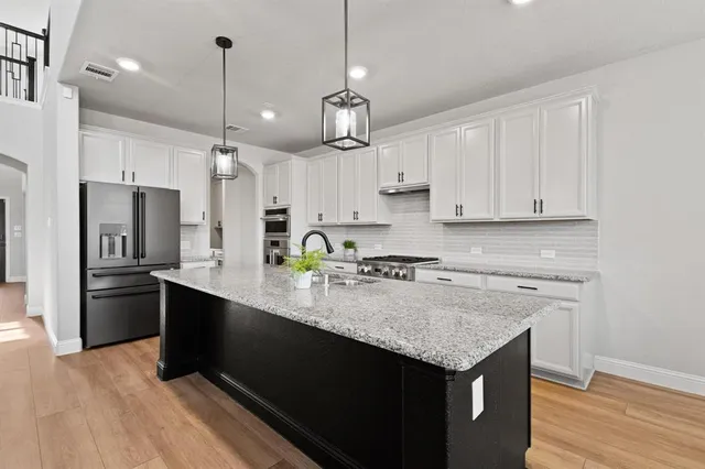 $650,000 | 3204 Creek Meadow Drive, Anna, TX 75409