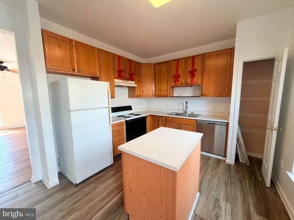 $2,280 | 66 Alexis Drive, Newark, DE 19702