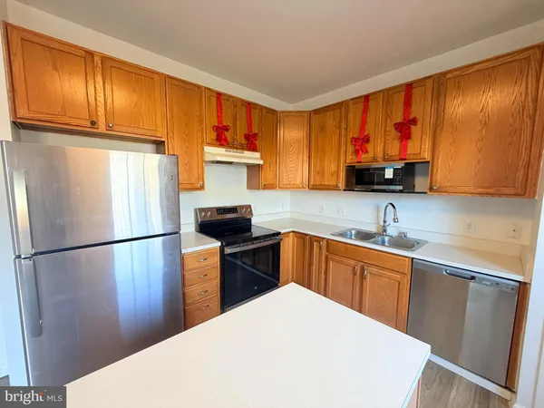 $2,280 | 66 Alexis Drive, Newark, DE 19702