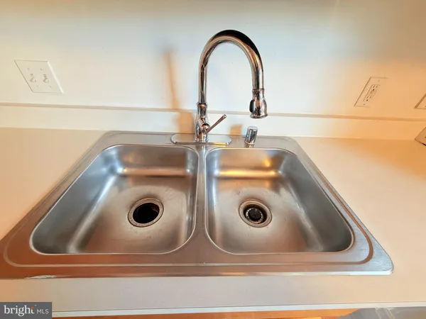 $2,280 | 66 Alexis Drive, Newark, DE 19702