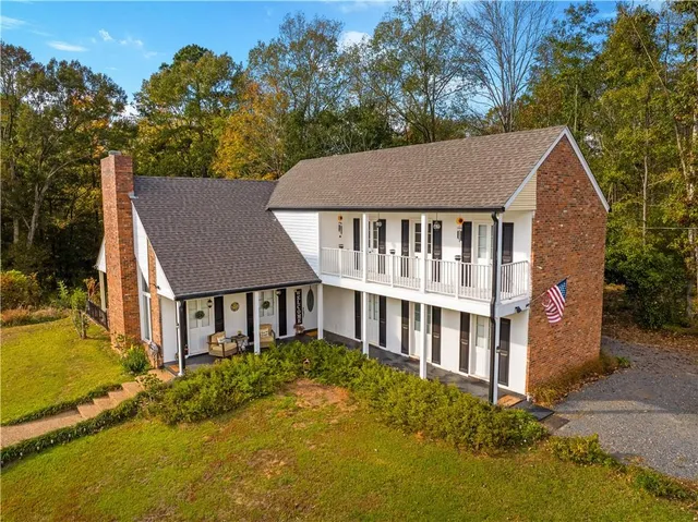 $349,900 | 152 Chinquapin Drive, Natchitoches, LA 71457